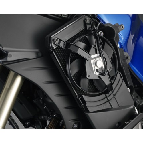 Side mounted radiator